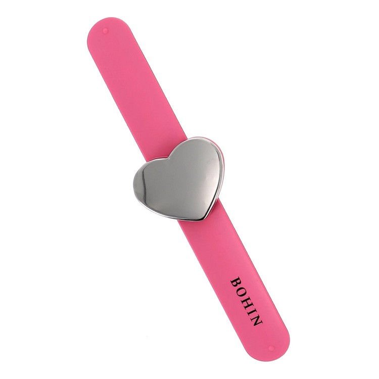 Porte épingles magnétique Bohin cœur rose
