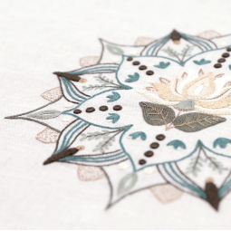 Kit de broderie - Mandala n°1 : Fleur de Lotus