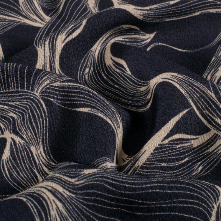 Tissu borken crêpe viscose - Abstrait bleu marine
