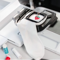 Insert pour cadre de broderie sur chaussettes Bernina