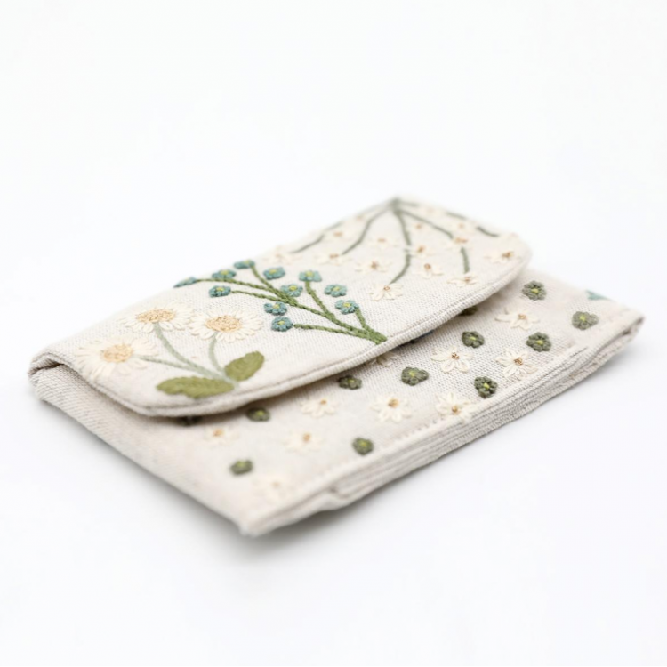 Kit de broderie - Porte cartes 20 ans