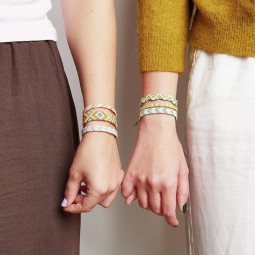 Kit de bracelets bresilien neon mix colours Rico Design