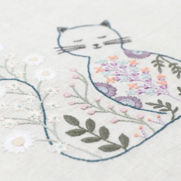 Kit de broderie - Le chat du printemps