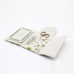 Kit de broderie - Porte ciseaux et aiguilles Olive
