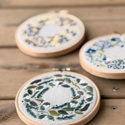 Kit de broderie - Couronne gelée janvier