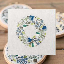 Kit de broderie - Couronne de pensées mars