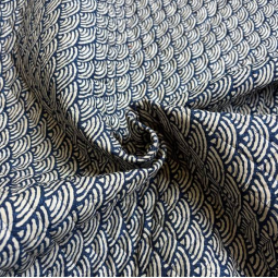 Tissu matelassé japonais - Kurenai Seigaiha