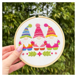 Kit de broderie - Les gnomes du père Noel