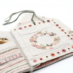 Kit de broderie - La maison des brodeuses
