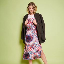 Patron Burda 5661 - robe