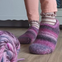 Kit de tricot - Chaussons - Azteca felting wool