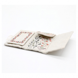 Kit de broderie - Porte aiguilles-ciseaux des brodeuses