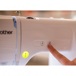 Machine à broder Brother Innovis M340e