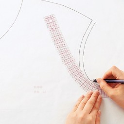 Règle courbe avec mini règle