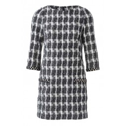 Patron Burda 6149 - Robe encolure dégagée arrondie manches 3/4