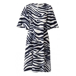 Patron Burda 6133 - Robe à jupe virevoletante