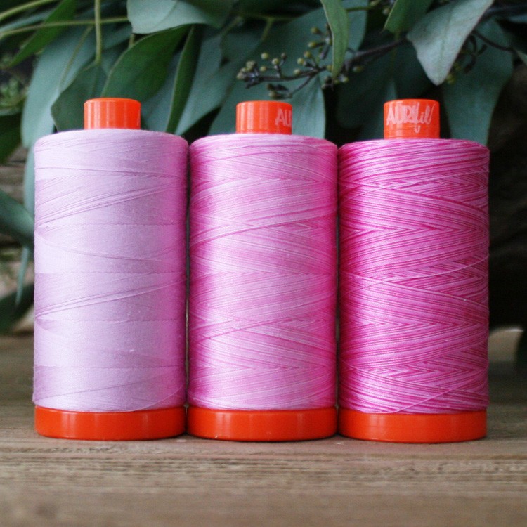 Color builders Aurifil 2022 - Mai : Amazon water Lily