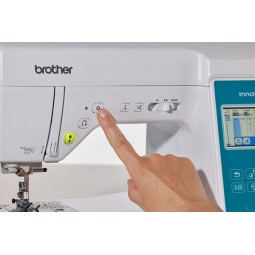 Machine à coudre et à broder Brother Innovis F580