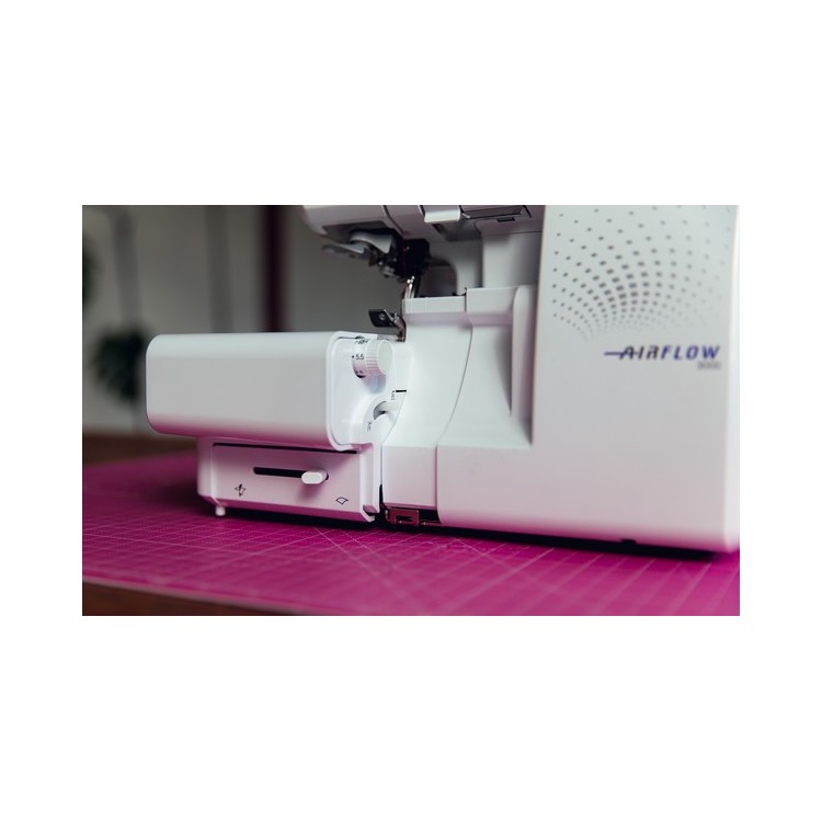 Surjeteuse Brother Airflow 3000, enfilage à air automatique Écolaines — free download