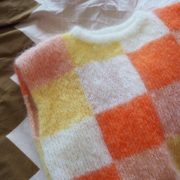 Explications de tricot - Pull Quadricolor par Hohi Coton
